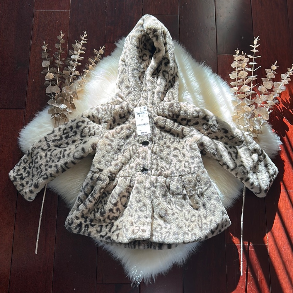 NWT First Impressions for Macy’s toddler girls leopard faux fur holiday coat 3T!